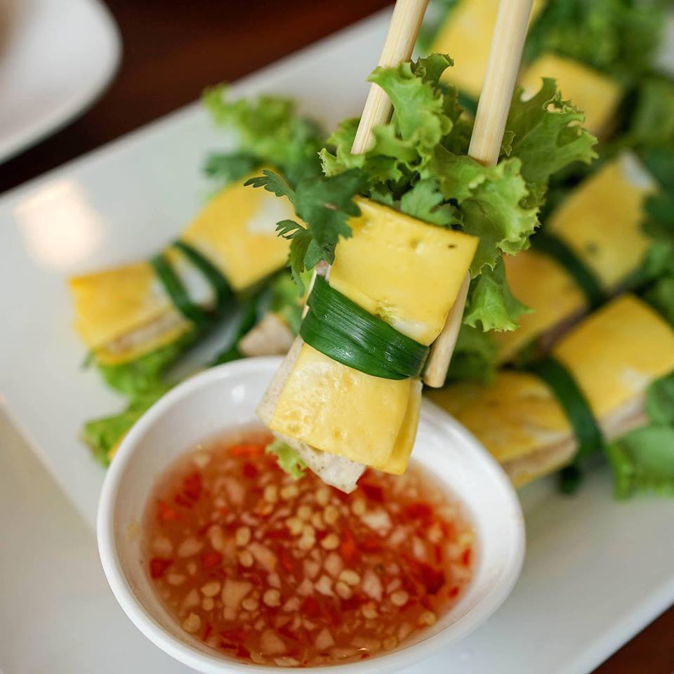 อิ่มเอิบแหนมเนือง, แอมเฮือง อาหารเวียตนาม, M.J. แหนมเนือง หนองคาย พลับพลาชัย, Arunee Cuisine, เชิญตะวัน, คำม่วน แหนมเนือง, สาขาหทัยราษฏร์, บ้านเวียดนาม คลอง4, Winner House, Pho Van, พี่หยองแหนมเนือง, วิลลี่แหนมเนือง Delivery, So Saigon เมืองทองธานี, กรีน แหนมเนือง, Saigon Recipe, Eat Viet, ครัวเมืองเว้ ลาว-ญวน, แหนมเนืองลับแล, แหนมเนืองคุณอ้อ, ลองดู, SAIGON VIETNAMESE RESTAURANT, โรงแรม ASIA HOTEL, VT แหนมเนือง, สาขาพระราม9, MJ แหนมเนืองอาหารเวียดนาม-อีสาน ทวีวัฒนา, ยัมมี่ แหนมเนือง เซ็นจูรี่ อ่อนนุช, Thuyền, แหนมเนืองนายช่าง Delivery