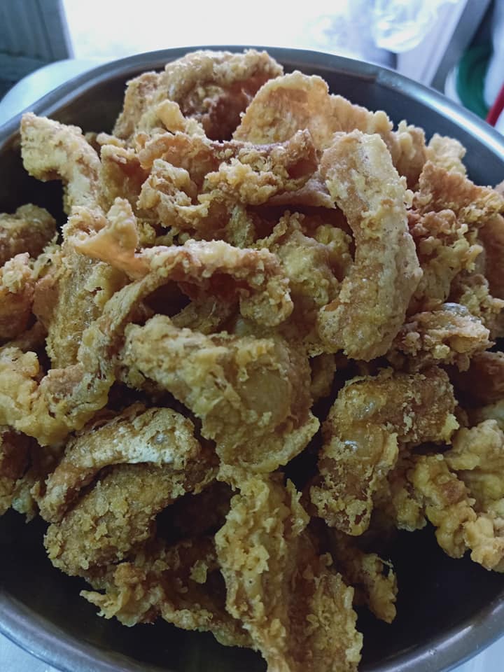 ก๋วยเตี๋ยวผัดงี่เง่า at เจ๊เบญ โอเดี้ยน, ร้านฮั้นโภชนา, เจ๊เฮี้ยง ก๋วยเตี๋ยวลูกชิ้นปลา ตลาดน้อย, ข้าวต้มปลาตลาดน้อย, Baan Chim Cha, อาฉีไก่ทอด, มานพ สุกี้รถกระบะ, แดงราชาหอยทอด, โจ๊ก เจ๊หมวยเกี้ย-ดั้งเดิม, เป็ดตุ๋นเจ้าท่า, ซี่โครงปราณ, คุณปุ๊กะหรี่ปั๊บ ณ ตลาดน้อย, แต้เล่าจิ้นเส็ง, Li Bing Waffle Parlour, Mana Craft, Jap Bread ตลาดน้อย, ฮงเซียงกง