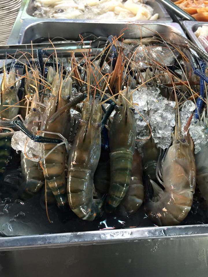 คุณภัฐหมูกะทะ, รักเขาหลงเขา หมูกระทะ, จ่า หมูกระทะ สาขา ซอยอุดมเดช, สานฝัน หมูกระทะ, อร่อยเต็ม 10 หมูกระทะ ชาบู, บังโก๊ะหมูกระทะชั่งโล, แก้มตุ่ย8 หมูกระทะ, หจก.หมูกระทะ, AK หมูกระทะชั่งกิโล สุขสวัสดิ์26