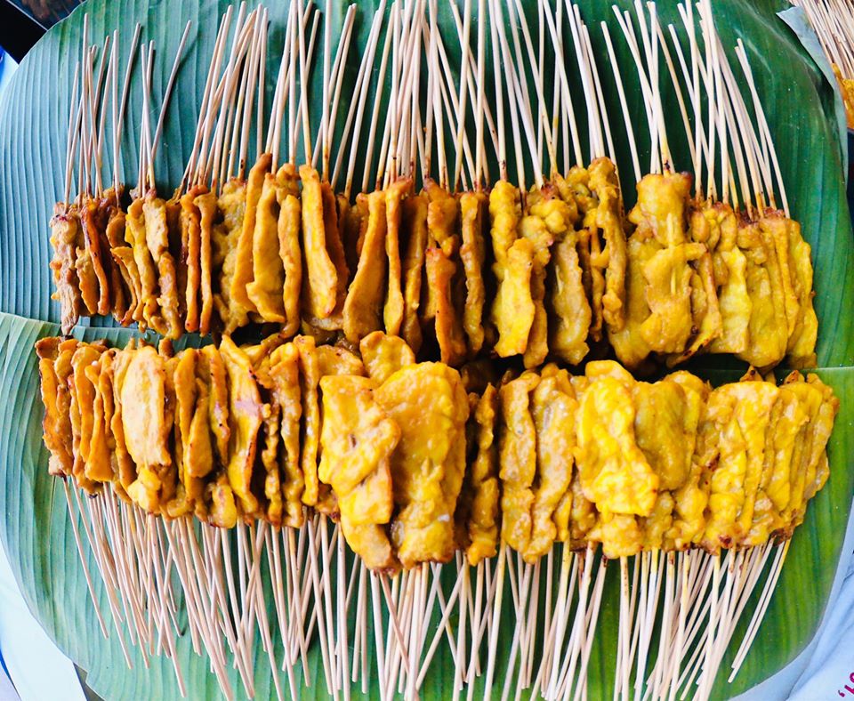 ก๋วยเตี๋ยวต้มยำกากหมูสูตรโบราณ ท่าน้ำนนท์, กินปูเมืองนนท์, ข้าวผัดโบราณ ท่าน้ำนนท์, นนท์ตำแหลก, ขนมฝรั่งแม่ไน้ ตลาดนนทบุรี, Nont Bakery, เจ๊ตาหมูสะเต๊ะ, ปัง ปัง 85 องศา, เกาเหลาเมืองนนท์
