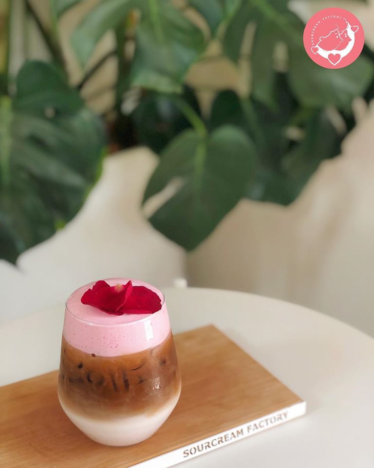 รับทำเค้กและเบเกอรี่ตามสั่งชลบุรี, Cocoa cafe, Sourcreamfactory, Heriot Cafe, Love your trees, BearbyTea, Fermenti, Daydream Café Chonburi, Tutu Beach