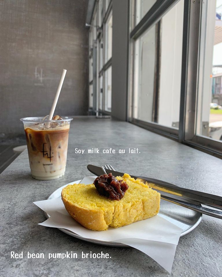 รับทำเค้กและเบเกอรี่ตามสั่งชลบุรี, Cocoa cafe, Sourcreamfactory, Heriot Cafe, Love your trees, BearbyTea, Fermenti, Daydream Café Chonburi, Tutu Beach