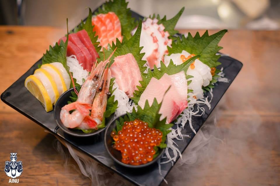 Pachi Bangkok, AINU Bar, Beer Belly Bkk, Cardroom BKK, She Bar, Rabbit Hole, Ekamai Beer House, SOHO BKK, Thonglor Yokocho トンロー横丁, Nowhere (โนแวร์), Another Round, HEAP Cafe' &amp; Restaurant