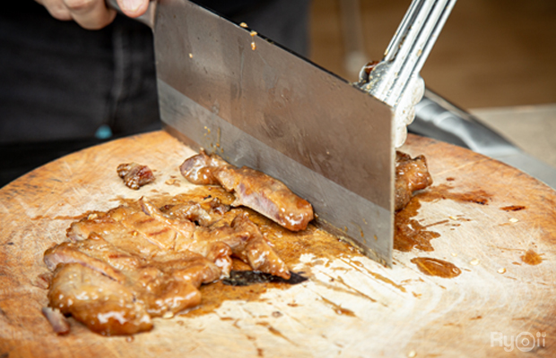 แชมป์ข้าวหมูทอด, สาขาพัทยา, หมูทอด BunBun, หมูทอด โพธิ์งาม - Rare Item, เหนียวหมู DRIVE THRU by i-Dle, ติดลม หมูทอดปลาร้า Delivery, หมูทอดเบรกแตก, หมูทอดจับกัง, หมูทอดราชวัตร, กินกันหมูทอด, หมูทอดติดฟัน, หมูหม้อเทพ, หมูทอดชาววัง, หมูทอดเจ๊จง, เฮงจัง หมูกระเทียม, Zaabmootod, ซุปเปอร์หมูทอด, แม่น้อยหมูทอด