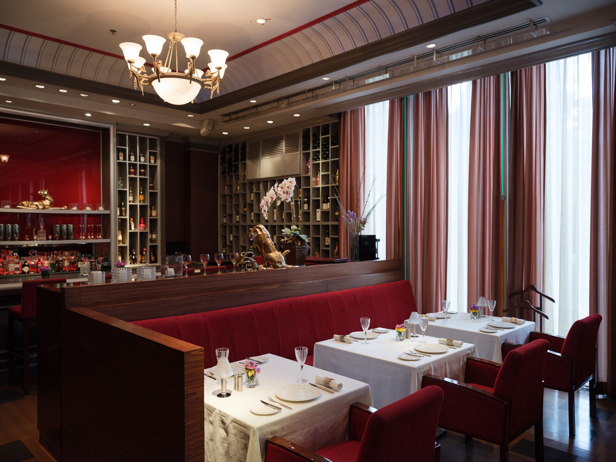 Ms.Jigger, Contento, SIWILAI CITY CLUB, ARTUR Restaurant, CLARA, Place Bangkok, YELLOW ROOF, Cat on the roof, Samsen Villa