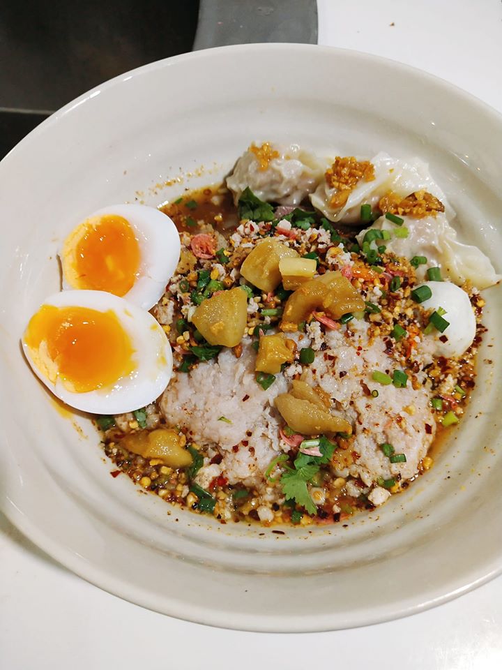 ก๋วยเตี๋ยวเกี๊ยว นายกุลรสนัว, เฮียไช้ ก๋วยเตี๋ยวต้มยำหมูบะช่อ, นัวโภชนา, Maekunkha, ก๋วยเตี๋ยวหมูป้าน้อยดินแดง แฟลต ช.3, ลุงเอสเตี๋ยวหมูต้มยำ, ก๋วยเตี๋ยวต้มยำหมูบะช่อ มาม่าหม้อไฟ เฮียจู๋-ลาดพร้าว71, ก๋วยเตี๋ยวตรอกโรงหมู, ก๋วยเตี๋ยวเอี่ยมน้อย, เจริญเส้น 查龙森, ทีเด็ด ก๋วยเตี๋ยวต้มยำหมูเด้งโบราณ, เป็นหนึ่ง ก๋วยเตี๋ยวต้มยำ เย็นตาโฟ, เล็กใหญ่ ก๋วยเตี๋ยวต้มยำโบราณ, แม่แสตมป์ก๋วยเตี๋ยวต้มยำหมูสับโบราณ, เปลว ก๋วยเตี๋ยวต้มยำ, ก๋วยเตี๋ยวต้มยำกากหมูสูตรโบราณ คลองเตย, ก๋วยเตี๋ยวต้มยำโบราณพ่อสนิท, เตี๋ยวตือ, 2พี่น้อง ก๋วยเตี๋ยวต้มยำ, พะเยาว์ก๋วยเตี๋ยวโบราณ, บ้านบุญรักษาก๋วยเตี๋ยวต้มยำโบราณ, ก๋วยเตี๋ยวต้มยำพันรี, ลุงเอ๋ก๋วยเตี๋ยวต้มยำโบราณ by plerm cup, เจ้าเจ็ด รวมโชค, ปรารีย์ ก๋วยเตี๋ยวต้มยำชามหมูเด้ง, ครัวเส้นแกงร้อน ก๋วยเตี๋ยวต้มยำ&อาหารตามสั่ง, ก๋วยเตี๋ยวหมูต้มยำมะนาวเจ็กพวง, เฮียบิ๊กห้าหม้อ