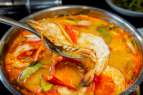 ครัวจำแลง แปลงกาย, ศรีตราด, Jirakaan Restaurant, เสวยซีฟู้ด, เรือนมัลลิการ์, ต้นเครื่อง, บ้านไอซ์, Gedhawa เก็ดถะหวา, Cr. ภาพทั้งหมดจาก Facebook Gedhawa Sukhumvit33, Madam Saranair มาดามสาระแหน่, ตะลิงปลิง สุขุมวิท 34, แสนสำราญที่แสนแสบ