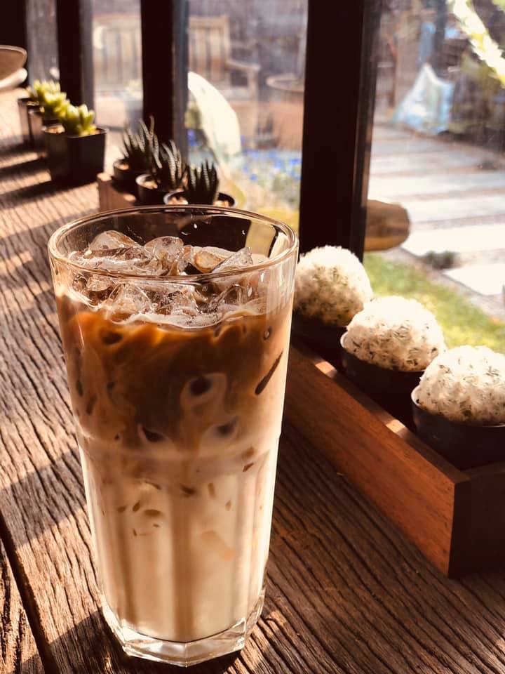 เรือนชายน้ำ Cafe&amp;Restaurant, ban.jingjo, See Sea Sun - แบบง่ายๆ, ขวัญข้าว ริเวอร์ไซด์, The sunflower cafe, KokoroCafe', FREJA Coffee &amp; Co, Rays River Cafe, Behind The Beans, พร้าวหอมคาเฟ่, Kinlamoon, House Cafe', บ้านสวนพาฝัน, La Bella Cafe, PakPap Cafe, ขมุน คาเฟ่ มหาชัย, Baanthaicafe, ดีกัน คาเฟ่, COCO CAFE'