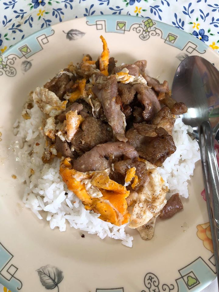 Anya Authentic Thai Cuisine, Kinu, สาขาเสาชิงช้า, ภูธรบาร์, ครัวอัปษร, สาขาถนนดินสอ, ขนมกุ๋ยช่ายเจ๊ต้อย, ตาชัยก๋วยเตี๋ยวสุโขทัย, โกปี๊เฮี้ยะไถ่กี่ ณ เสาชิงช้า, ไทยทำ เกาเหลาสมองหมู, จิต เตาถ่าน, ศิริพรโภชนา, มนต์ นมสด, เจ๊นี เผือกหิมะ, ลูกชิ้นหมูแพร่งนรา, นายอ้วนเย็นตาโฟเสาชิงช้า, สุขนิยม ขนมครกสิงคโปร์, ทิพย์สมัย ผัดไทยประตูผี, เช็งซิมอี๊ , สาขาเสาชิงช้า, Bite and Bond, ร้านติ่นฟง Tinn Feng, บรรพชน Bun Bar Chon, นมโจ เสาชิงช้า, ข้าวหมูแดงนายชุน