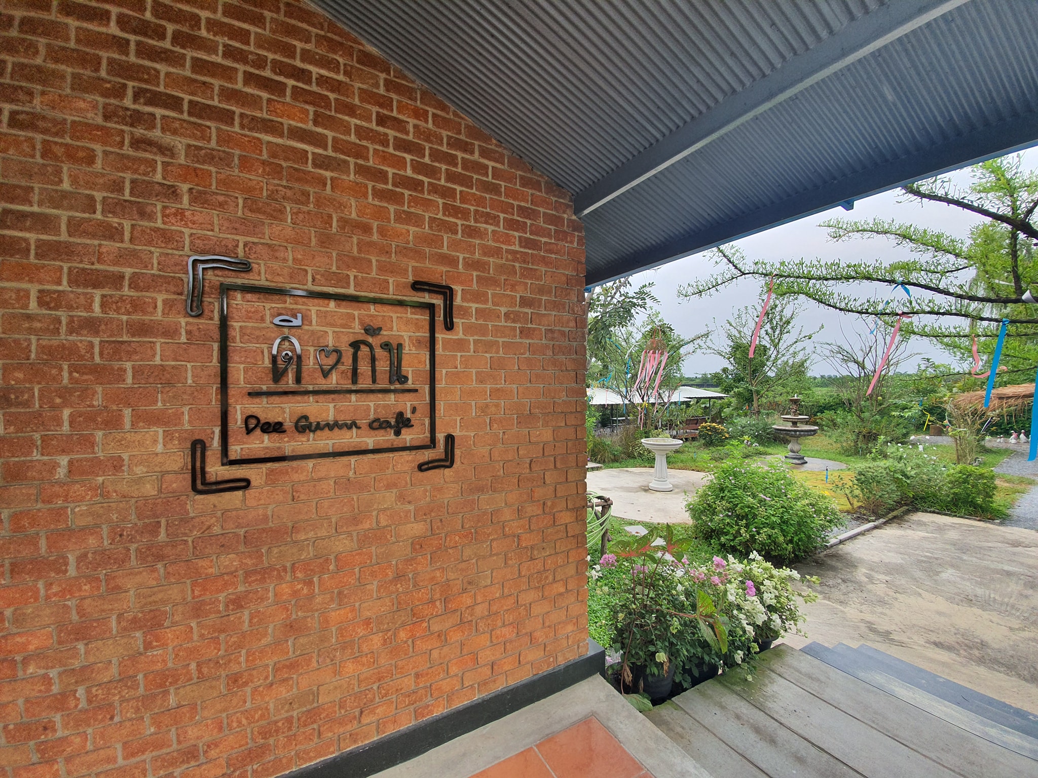 เรือนชายน้ำ Cafe&amp;Restaurant, ban.jingjo, See Sea Sun - แบบง่ายๆ, ขวัญข้าว ริเวอร์ไซด์, The sunflower cafe, KokoroCafe', FREJA Coffee &amp; Co, Rays River Cafe, Behind The Beans, พร้าวหอมคาเฟ่, Kinlamoon, House Cafe', บ้านสวนพาฝัน, La Bella Cafe, PakPap Cafe, ขมุน คาเฟ่ มหาชัย, Baanthaicafe, ดีกัน คาเฟ่, COCO CAFE'