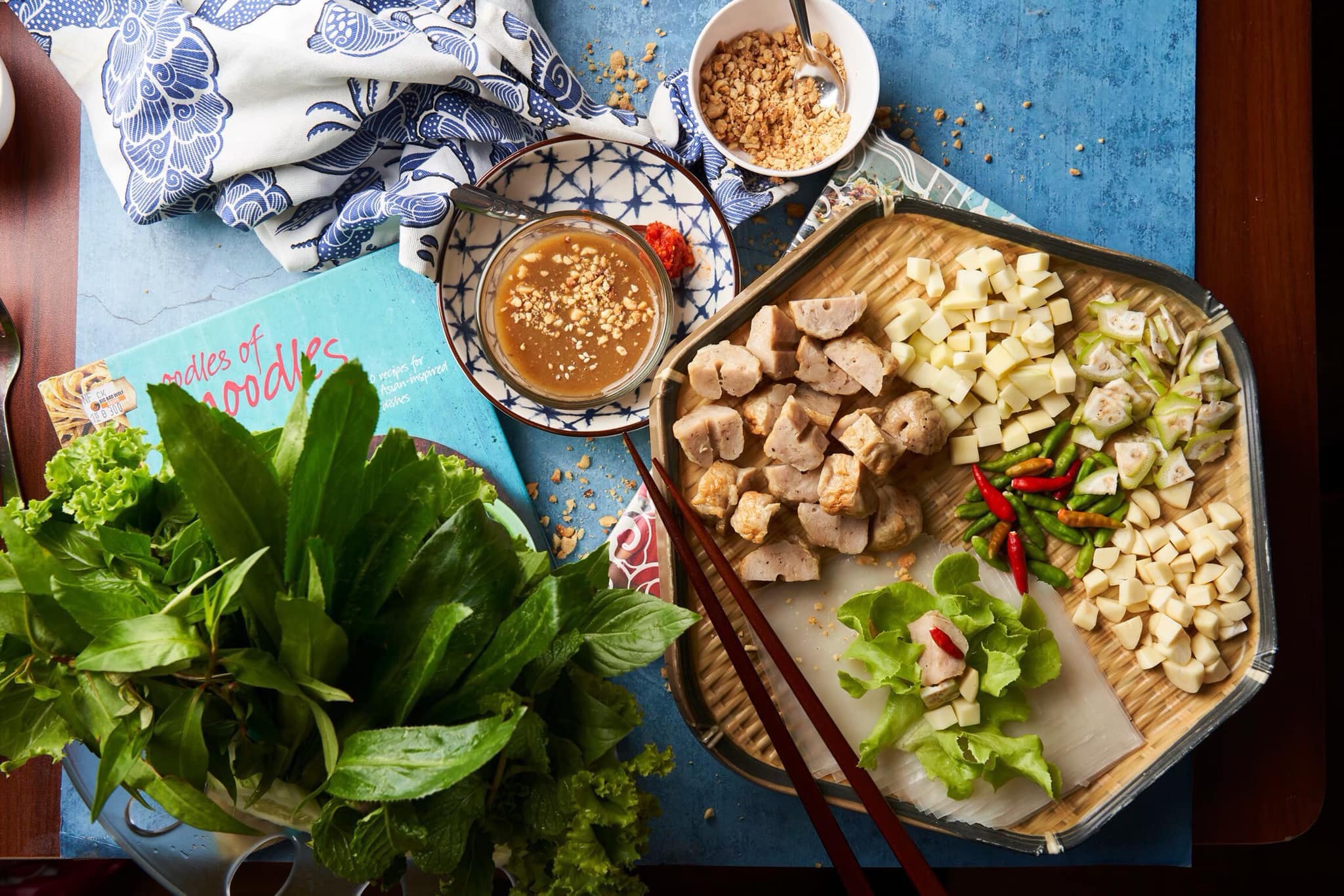 อิ่มเอิบแหนมเนือง, แอมเฮือง อาหารเวียตนาม, M.J. แหนมเนือง หนองคาย พลับพลาชัย, Arunee Cuisine, เชิญตะวัน, คำม่วน แหนมเนือง, สาขาหทัยราษฏร์, บ้านเวียดนาม คลอง4, Winner House, Pho Van, พี่หยองแหนมเนือง, วิลลี่แหนมเนือง Delivery, So Saigon เมืองทองธานี, กรีน แหนมเนือง, Saigon Recipe, Eat Viet, ครัวเมืองเว้ ลาว-ญวน, แหนมเนืองลับแล, แหนมเนืองคุณอ้อ, ลองดู, SAIGON VIETNAMESE RESTAURANT, โรงแรม ASIA HOTEL, VT แหนมเนือง, สาขาพระราม9, MJ แหนมเนืองอาหารเวียดนาม-อีสาน ทวีวัฒนา, ยัมมี่ แหนมเนือง เซ็นจูรี่ อ่อนนุช, Thuyền, แหนมเนืองนายช่าง Delivery