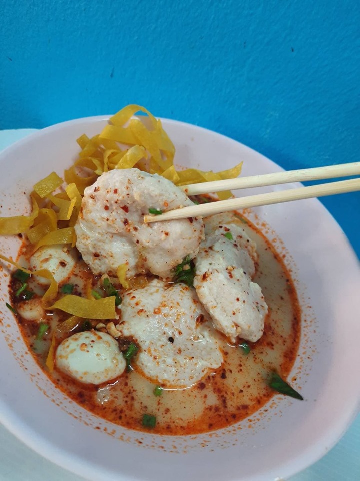 ก๋วยเตี๋ยวต้มยำเจ้ดำ200ปี, ก๋วยเตี๋ยวต้มยำนายฮัน, ปากแดงก๋วยเตี๋ยวต้มยำ, บ้านก๋วยเตี๋ยวต้มยำหมูเด้ง ลาดพร้าว101, ก๋วยเตี๋ยวต้มยำไข่ลาวา, ก๋วยเตี๋ยวต้มยำกากหมู สูตรโบราณ ท่าน้ำนนท์, เด็กเส้น, พี่อ้อ ก๋วยเตี๋ยวต้มยำกุ้ง