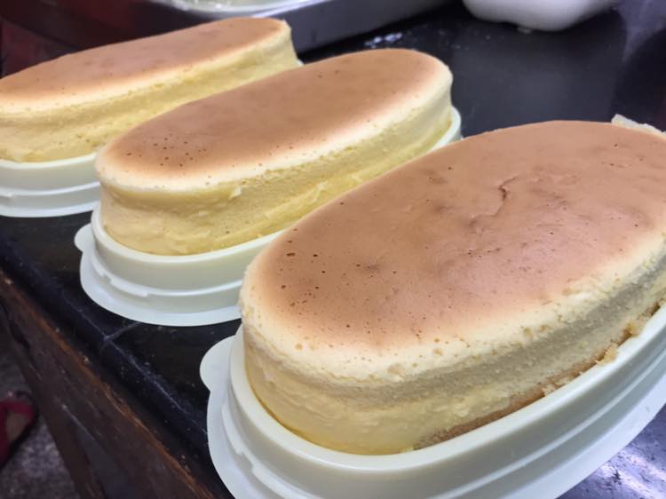 ก๋วยเตี๋ยวต้มยำกากหมูสูตรโบราณ ท่าน้ำนนท์, กินปูเมืองนนท์, ข้าวผัดโบราณ ท่าน้ำนนท์, นนท์ตำแหลก, ขนมฝรั่งแม่ไน้ ตลาดนนทบุรี, Nont Bakery, เจ๊ตาหมูสะเต๊ะ, ปัง ปัง 85 องศา, เกาเหลาเมืองนนท์