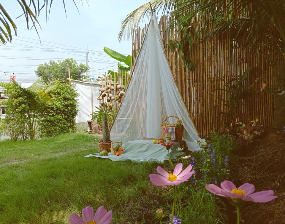 Autumn haus, YOJU Cafe, Lemon Me Farm, STARTCafé, Lot no.8 cafe, 23 cafe and bistro, STAY WITH TREE cafe, April Flavors cafe, Destiny cafe', บ้านปายนา, DUBUA CAFE, House of Chandra - เสน่ห์จันทน์ , 11 Elephant Dessert Cafe, Hangar Cafe', Merce Cafe & Restaurant, Ton Khao Terrace, O2 Kaffee & Bistro, Pomelo Cafe, Little tree, Chinu Coffee