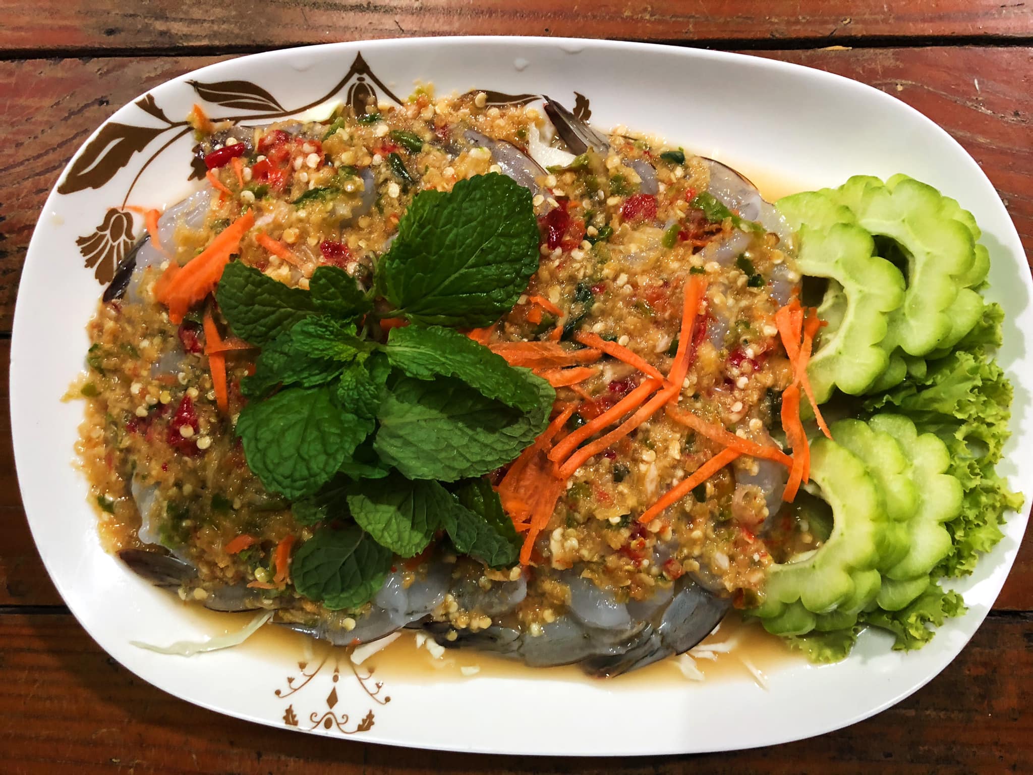 ร้านอ้นส้มตำปูม้า, ไผ่ขวาง, Zaab Station, เอมโอช by The Story, ครัวกางนา, คุ้มขวัญเจ้าเอย, ร้านบ้านเด, กุ่ยหมง, สวนอาหารเบญจรงค์ สุพรรณบุรี, ขัวะ, ลายน้ำ, มุมสบายครัวริมคลอง, ข้าวต้มโกเฑียร, นพรัตน์ ภัตตาคาร, กุ้งเป็น (เจ๊เน้ย), ขนาบน้ำสุพรรณบุรี and mellow, เรือนแพ (ครัวสุพรรณ) &amp; รีสอร์ท, ริมคลองเฮ้าส์, สุรชัยปลาเผา บึงไผ่แขก, Taiheiyo sushi suphanburi