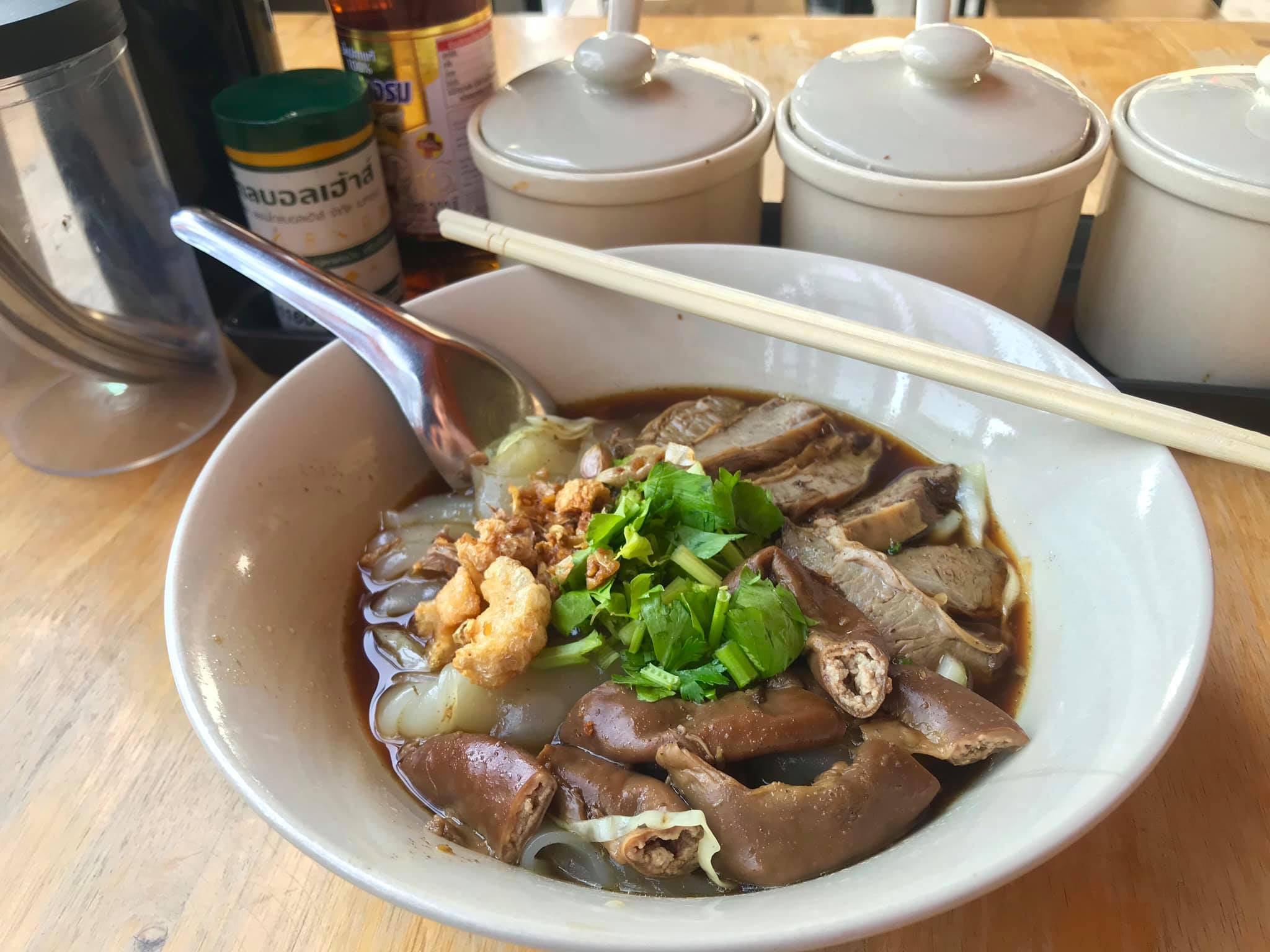 อะนะตะการ์เดนชิล, ดาวคะนองลำพูน, เฮียจั๊ว เกาเหลาเลือดหมู, ข้าวซอยบ้านยอง, ขนมเส้นหม้อดิน, Lap-Lungnil Fanpage-ร้านลาบลุงนิล ลำพูน, ร้านอาหาร ม่วนใจ๋ปลาจุ่ม ลำพูน, ก๋วยเตี๋ยวหมูตุ๋นลำไย, ก๋วยเตี๋ยวคุณแดง, เตี๋ยวสุขใจ “อัพเกรด”, My Vietnam Lamphun - มายเวียดนามลำพูน, NA TEA TIME, Chef's house