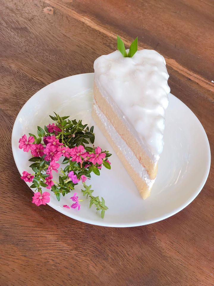 Mixirista Lampang, TIN’N, Wooden House Cafe', Karpenter cafe&amp;bake, Secret Garden Cafe, บ้านนอกคาเฟ่, Kin Cafe' Lampang, ณ หิรัญ คาเฟ่, Himwang Café, ไอหย๋า ปังนม, Dezato Cafe, อาร์มแชร์ คาเฟ่, โก๋กาแฟ ธรรมดาเป็นพิเศษ, Nalalin Home Cafe-Lampang, NOP Cafe&amp;Bistro, ก๋างต้ง, Moungngwezin