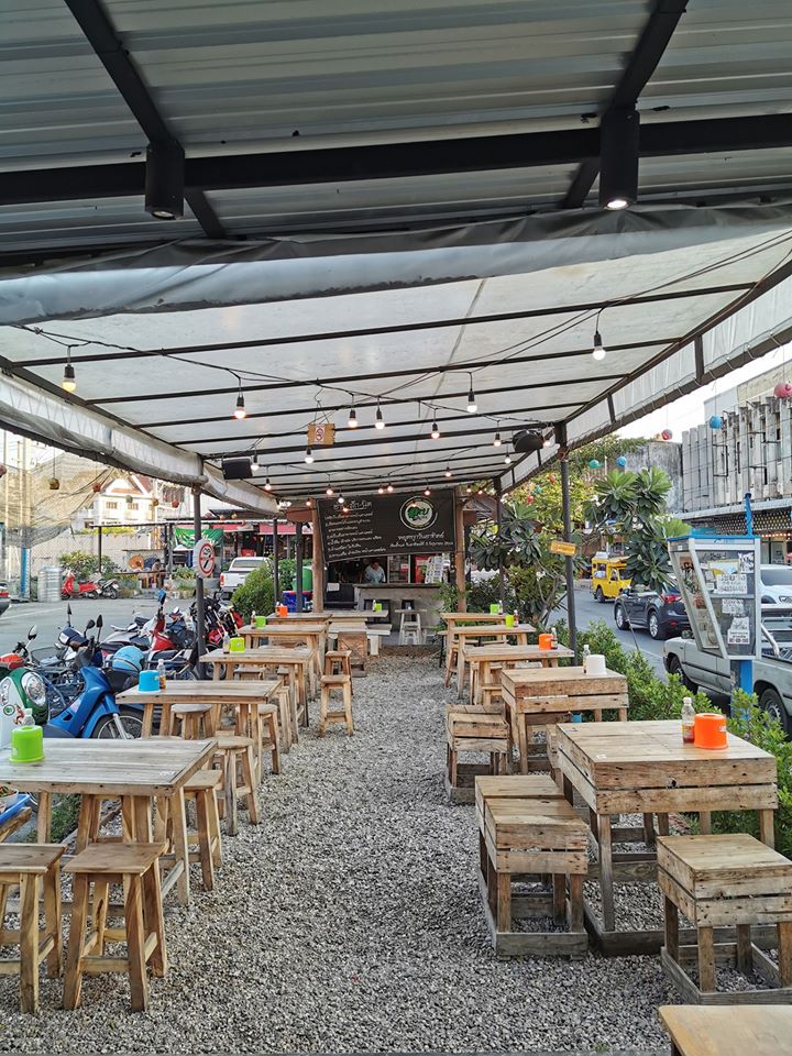 GREENSMOKED, ยำปูม้าเจ็ดยอด, สาขาเชียงใหม่, Izakaya Okada, ข้าวต้มย้ง, ข้าวต้มชาววัง, ขนมจีนสันป่าข่อย, ลาบบังเกอร์ by ช.ช้าง, ไก่ทอดเที่ยงคืน, สาขา 2.3 บ้านมอญ, หมี่กระดาษ ตลาดช้างเผือก, เต๋อตำยำระเบิด เชียงใหม่, มาม่าฟ้าธานี เชียงใหม่, ข้าวต้มแดง2 ข้างวัดแสนฝาง, อ๋องทิพย์รส