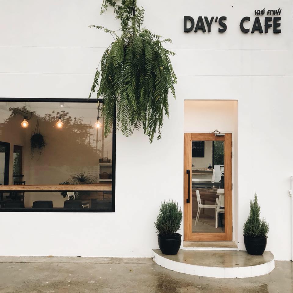 BOHO STORY CAFE, Z2 Cafe, Cafe ริมบัว กาญจนบุรี, DAY'S CAFE, RAVI RIVA CAFE, มีนา cafe', ลำยวน กาญจนบุรี