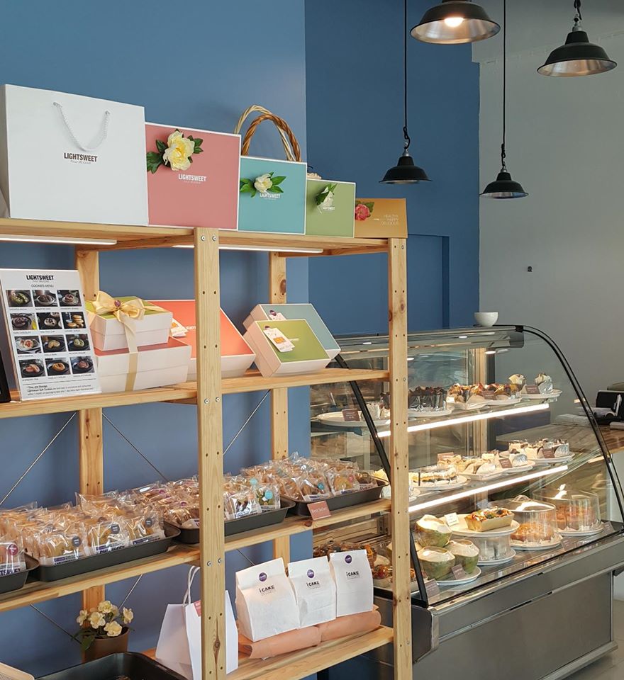 Skinnylicious, KetoConnect Cafe, Lowcarbbyfatchickencurrypuff , Yellow Spoon Pastry, Mama Som's Cake, I Cake Healthy, Vegan Bakery Bangkok, Scoma's