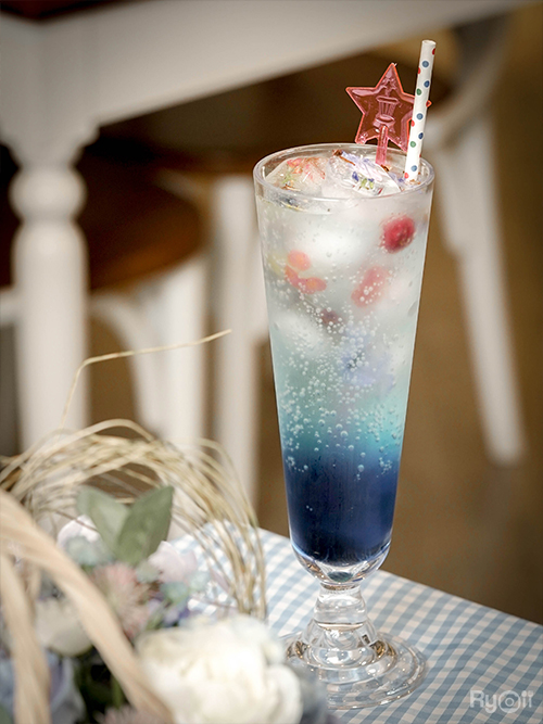 Hansacafe.food.garden, Green House Bistro, BECX, Plantnery Green Café, Langbaan cafe&amp;chill, ฉลู คาเฟ่, Mom’s Veggie Cafe, Another Home Cafe, Me Long Cafe, ร.เรือตัวอ้วน, Slot Co-Working Space, Mitte Coffee, Mita Coffee and Art, Bluebell Café, 10cc Coffee