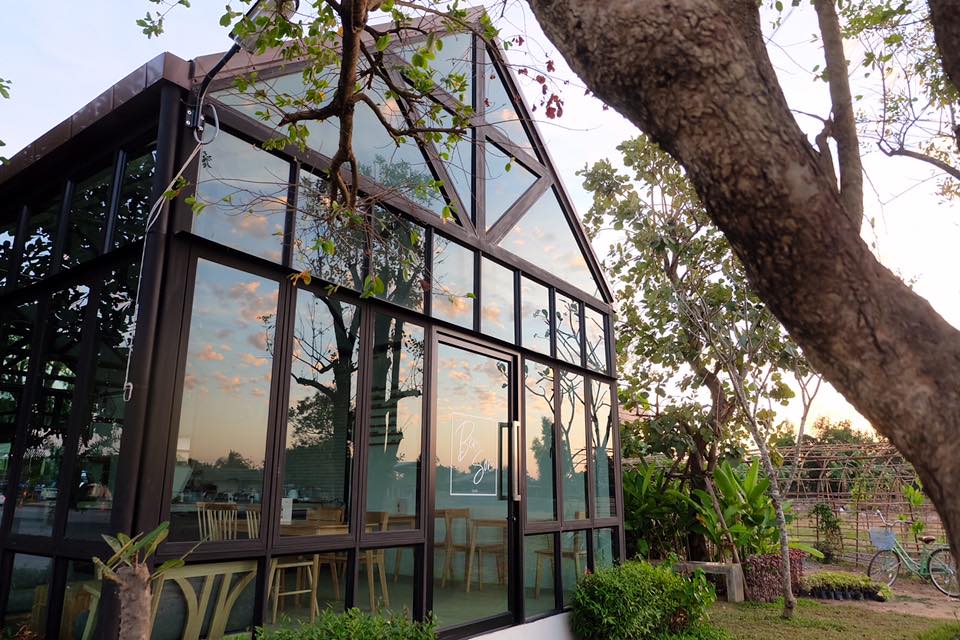 ชิมฮง คาเฟ่ - Chim Hong Cafe, Makesense, Kalamong, เดอ นา คาเฟ่, Benandson Cafe’, Chamcha Cafe, The Weekend Moka, เดี๋ยวเจอสวน&amp;คาเฟ่, Caffe' De Chalawan, Black Hat, Mouth Cafe, Apsara Café Phichit