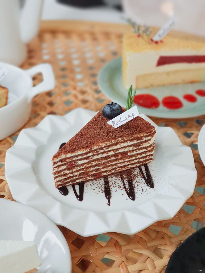 Cafeccini, Bootcamp Cafe, SUNKISS.bangkok, Nine Cafe, บ้านและเกสร, Dog Country Cafe, Kaffeehaus, คาเฟ่ บ้านหมี, หวานกรอบ Farm &amp; Cafe, Mamaison cafe, แสงตะวันฟาร์ม เมล่อนสาย4