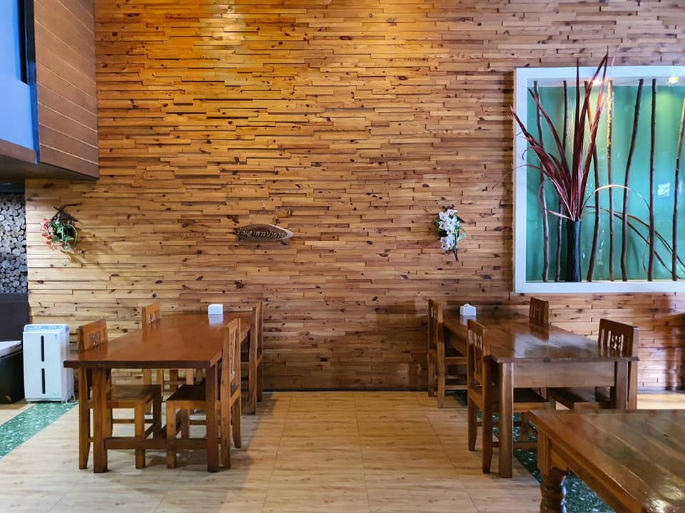 สวนชื่นสุข, Ar Restaurant Hatyai 嗳, ศิริ ต้มเลือดหมูหาดใหญ่, ไก่กรอบพี่เน่, ในรู, กุ๊กชัยติ่มซำ-ก๋วยเตี๋ยวราดหน้าปลากะพง, ร้านใต้ขอย ซอยตัน, กันเอง, หนานหยวน บะหมี่เกี๊ยวกุ้ง, สาขาปุณณกัณฑ์, ป่ายาง, บ้านก้ามปู, โชคดีแต่เตี้ยม บะกุ๊ดเต๋, ไก่ทอดหาดใหญ่มีนา, ร้านราดหน้าโกฉ่อน, ขนมจีนป้าชื่น, Space Bar, ขนมไข่เตาถ่านน้องนิล&amp;คาเฟ่, ข้าวต้มรถแดง