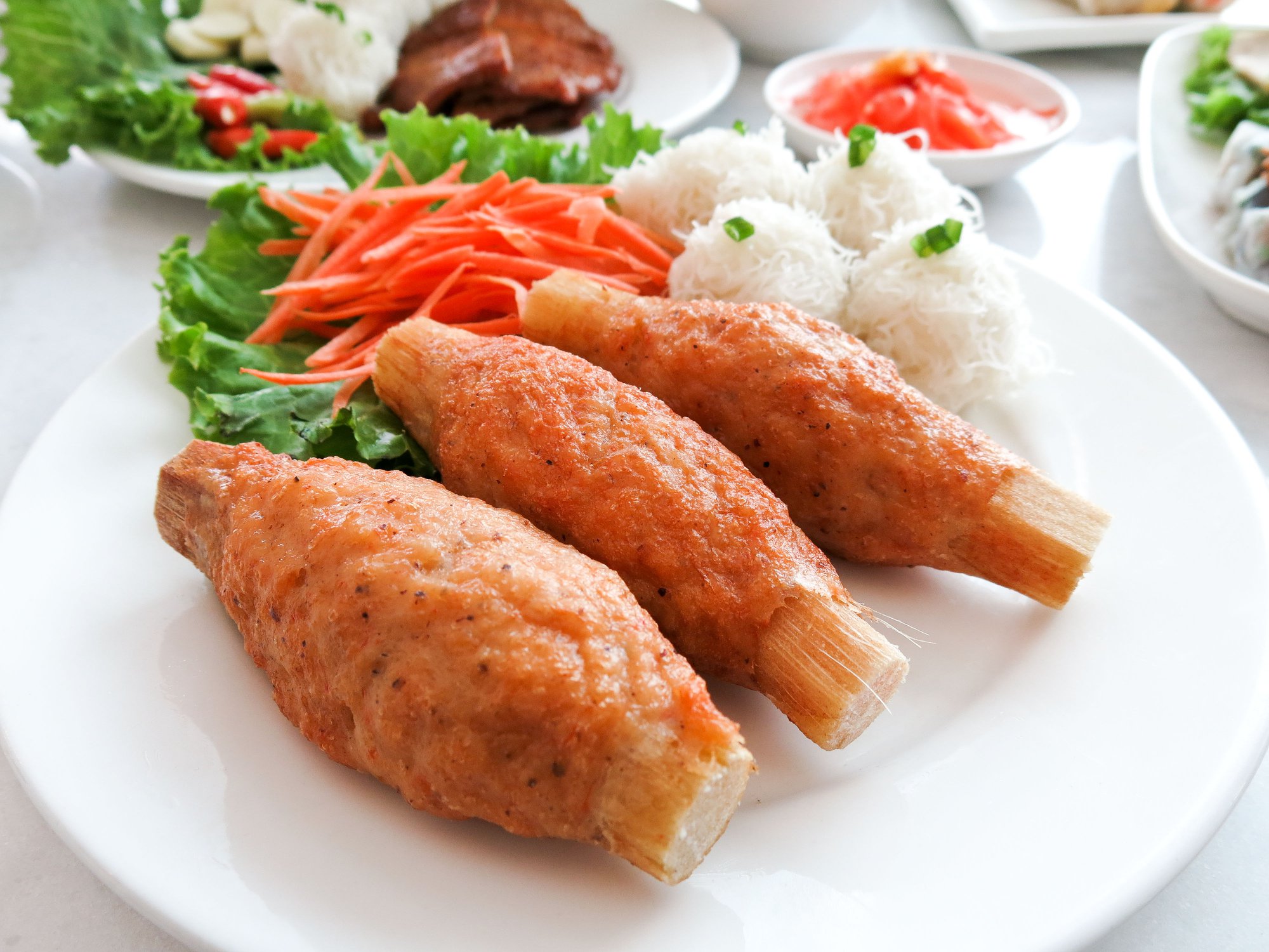 อิ่มเอิบแหนมเนือง, แอมเฮือง อาหารเวียตนาม, M.J. แหนมเนือง หนองคาย พลับพลาชัย, Arunee Cuisine, เชิญตะวัน, คำม่วน แหนมเนือง, สาขาหทัยราษฏร์, บ้านเวียดนาม คลอง4, Winner House, Pho Van, พี่หยองแหนมเนือง, วิลลี่แหนมเนือง Delivery, So Saigon เมืองทองธานี, กรีน แหนมเนือง, Saigon Recipe, Eat Viet, ครัวเมืองเว้ ลาว-ญวน, แหนมเนืองลับแล, แหนมเนืองคุณอ้อ, ลองดู, SAIGON VIETNAMESE RESTAURANT, โรงแรม ASIA HOTEL, VT แหนมเนือง, สาขาพระราม9, MJ แหนมเนืองอาหารเวียดนาม-อีสาน ทวีวัฒนา, ยัมมี่ แหนมเนือง เซ็นจูรี่ อ่อนนุช, Thuyền, แหนมเนืองนายช่าง Delivery