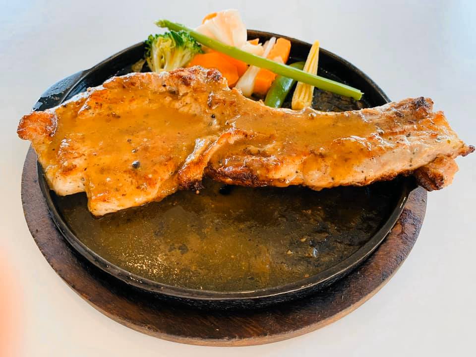 สเต๊ก 2 แคว เขาใหญ่, Vano's Steak, Bigger' Burger &amp; Steak, VinCotto, Studer Restaurant, Sireena Italian Restaurant, เชฟ สมพงษ์ ปากช่อง, ROMA Khaoyai, บ้านแม่สเต็กตัวพ่อ, Steak in Khaoyai, Prime 19