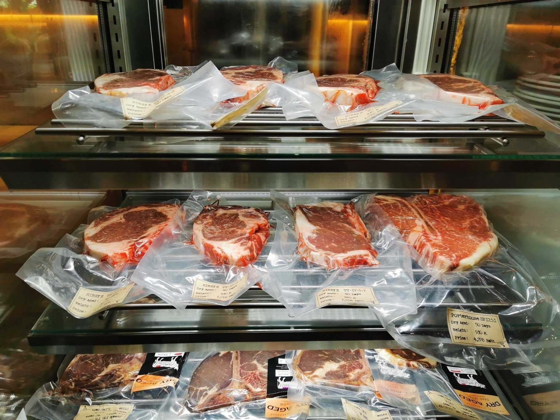 สเต๊ก 2 แคว เขาใหญ่, Vano's Steak, Bigger' Burger &amp; Steak, VinCotto, Studer Restaurant, Sireena Italian Restaurant, เชฟ สมพงษ์ ปากช่อง, ROMA Khaoyai, บ้านแม่สเต็กตัวพ่อ, Steak in Khaoyai, Prime 19