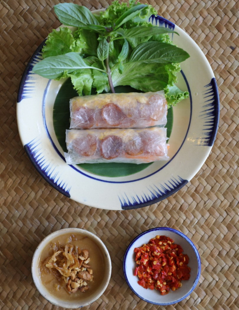 อิ่มเอิบแหนมเนือง, แอมเฮือง อาหารเวียตนาม, M.J. แหนมเนือง หนองคาย พลับพลาชัย, Arunee Cuisine, เชิญตะวัน, คำม่วน แหนมเนือง, สาขาหทัยราษฏร์, บ้านเวียดนาม คลอง4, Winner House, Pho Van, พี่หยองแหนมเนือง, วิลลี่แหนมเนือง Delivery, So Saigon เมืองทองธานี, กรีน แหนมเนือง, Saigon Recipe, Eat Viet, ครัวเมืองเว้ ลาว-ญวน, แหนมเนืองลับแล, แหนมเนืองคุณอ้อ, ลองดู, SAIGON VIETNAMESE RESTAURANT, โรงแรม ASIA HOTEL, VT แหนมเนือง, สาขาพระราม9, MJ แหนมเนืองอาหารเวียดนาม-อีสาน ทวีวัฒนา, ยัมมี่ แหนมเนือง เซ็นจูรี่ อ่อนนุช, Thuyền, แหนมเนืองนายช่าง Delivery