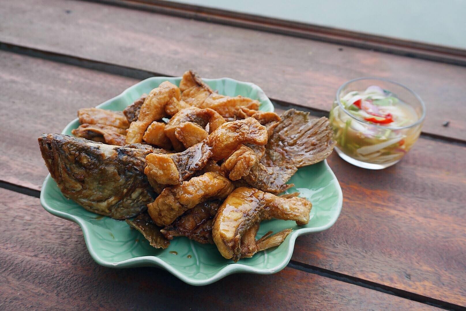 The Sine Cafe’, Whispering cafe, รักษ์น้ำคาเฟ่, Orenchi Cafe, KAWA Coffee and Co., Orenchi Specialty Coffee, Attitude Coffee, Memory House Cafe, In Garden Hut Cafe, ChataThammachart, She's The Legend Cafe, RIVA floating cafe, Good Mood House, นึก คาเฟ่ - วัดไร่ขิง, Ton Khao Terrace, CHADA Tea Boutique, Kark Crof.f