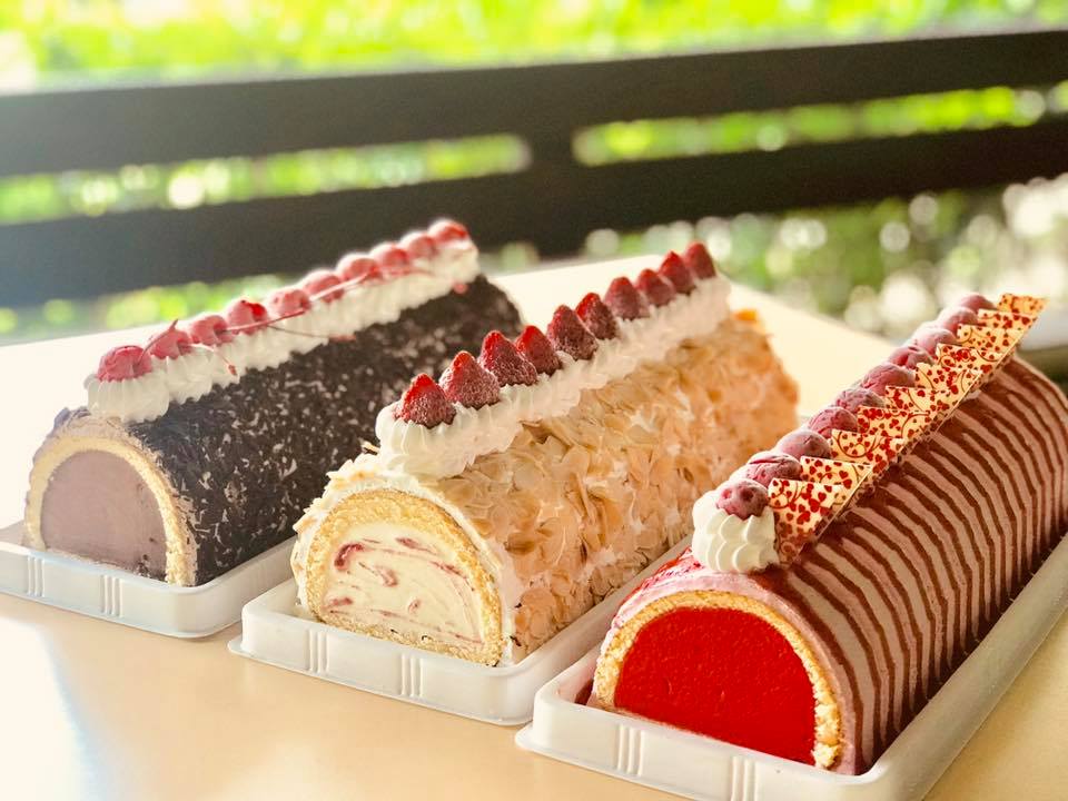 RARIN : BKK Riverside Venue, บ้านเอกเขนก ชัยพฤกษ์, The local Restaurant, Waterside Karaoke Restaurant, พหลวิว, River Wine Karaoke Restaurant, Green Bar and Restaurant, Chocolate Ville, Hard Rock Cafe Bangkok