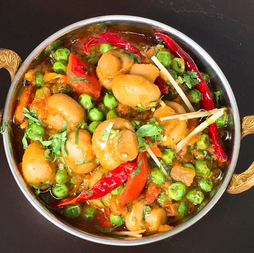 CURRY IN BOXES, Zafran Eatery, Tony's Restaurant พาหุรัด, Indian Essence Art, Indian Cuisine , Deven Chef Restaurant, Spicy by Nature, Indian Food 17 ถนนเจริญนคร, Amritsr, Indus, Royal India