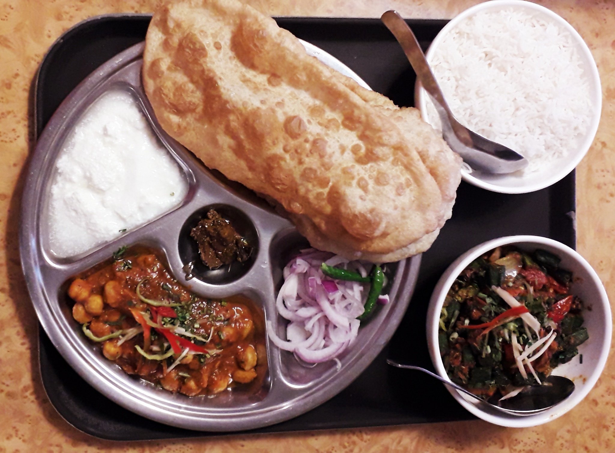 CURRY IN BOXES, Zafran Eatery, Tony's Restaurant พาหุรัด, Indian Essence Art, Indian Cuisine , Deven Chef Restaurant, Spicy by Nature, Indian Food 17 ถนนเจริญนคร, Amritsr, Indus, Royal India