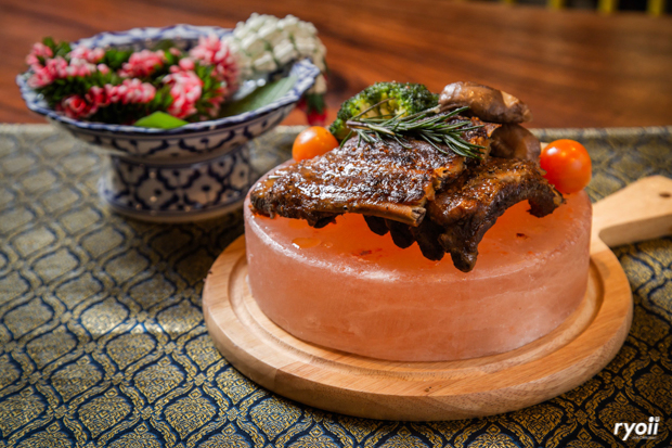 NARA Thai Cuisine, Supanniga Eating Room, สาขาท่าเตียน, Marie Guimar, อรุณ, Phuket Town Restaurant, บ้านรับรอง, ต้นเครื่อง, Ruen Noppagao - ร้านอาหารเรือนนพเก้า, บ้านไอซ์, กลางซอย, อ้อยหวาน, Simmer by Praha , Ther Dining &amp; Bar