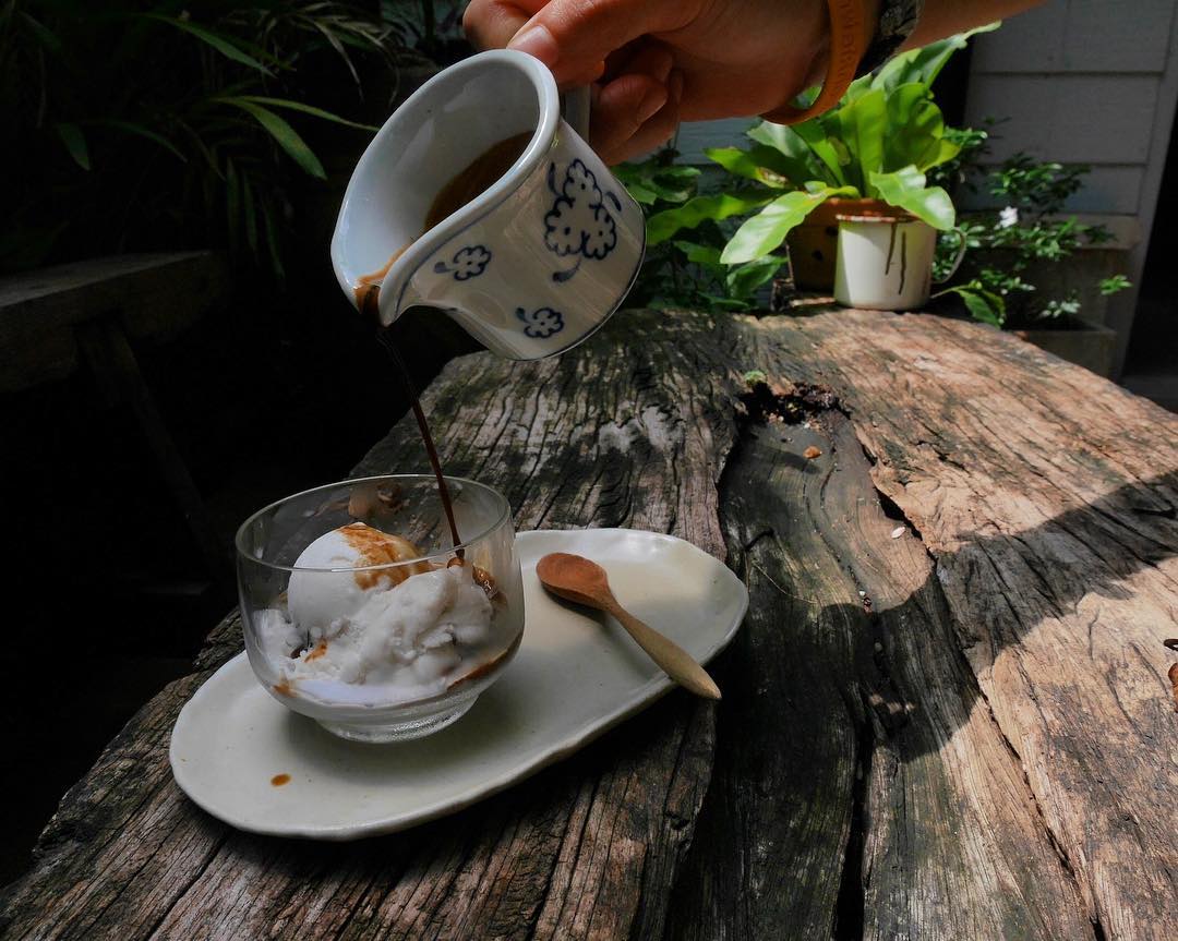 MOONSTo̲̲NE, Bread Crumbs Cafe, Happy Cafe and Minifarm, เสื่อผืน หมอนใบ, WA-Phuket, Honest Coffee &amp; Service, Grove Phuket, RYN, DouBrew Coffee &amp; Craft, The Tent, หนัง(สือ)2521