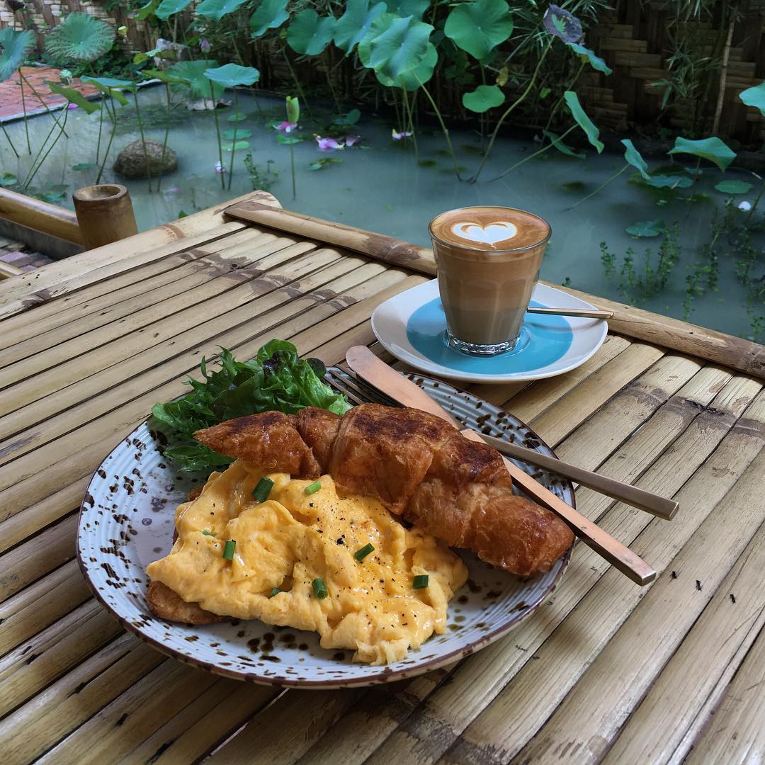 MOONSTo̲̲NE, Bread Crumbs Cafe, Happy Cafe and Minifarm, เสื่อผืน หมอนใบ, WA-Phuket, Honest Coffee &amp; Service, Grove Phuket, RYN, DouBrew Coffee &amp; Craft, The Tent, หนัง(สือ)2521