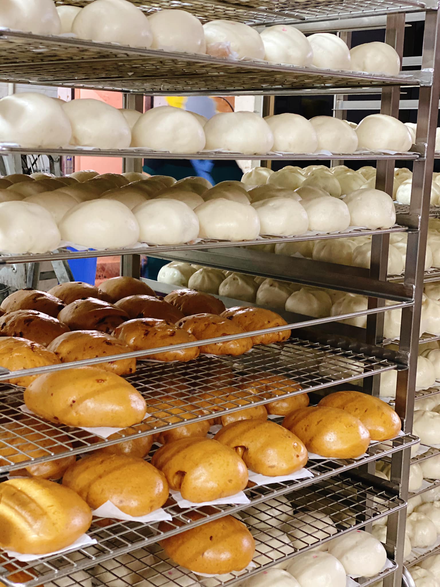 ขนมกุยช่าย หมู่บ้านเศรษฐกิจ, เล่าซา (ลิ้มเล่าซา) เซ็นต์หลุยส์, หม่าล่าชาวเขา Malashaokao, 1:2 Coffee Company, หิว หิว Hiew Hiew, หมูทอดเซ็นต์หลุยส์, กิตติก๋วยเตี๋ยวเป็ด