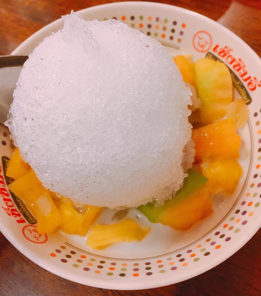 เจ๊โอว, กุยช่ายอาแปะเจ้าเก่า, มณีจ๋า ซีฟู้ด, ตุ้งแฉ่เตาถ่าน, เสน่ห์ ลาบก้อย, ต้าเสี่ยวหม่าล่า, อั่งเป่าหม่าล่าชาบู, ซ้งเป็ดพะโล้, สาขาสามย่าน, Engchuan Chufang, สมบูรณ์โภชนา, สาขาบรรทัดทอง, เอ๋ ซีฟู้ด, ทับทิม, พาข้าว-บรรทัดทอง, ก๋วยเตี๋ยวเอี่ยมน้อย, โจ๊กสามย่าน, สาขาบรรทัดทอง, เจ๊เกียง, เช็งซิมอี๊, สาขาสเตเดียมวัน, ลูกชิ้นปลาบรรทัดทอง, แหลกไม่แหลก, Kemuri, หมูสะเต๊ะ ซีอิ๊วดำ มิ้งโภชนา, ยำเจ้ศรี, น้ำเต้าหู้เจ๊วรรณ, ตั้งซุ่ยเฮงโภชนา, ปังเด็ด, สาขาบรรทัดทอง, ท่าน้ำนัว Thanamnua, บัวลอยปริญญา ลาวาไส้ทะลัก, รสดีเด็ด บ้านคุณนพ, Roddeeded BAAN KHUN NOP, ทวีโชคหมูกะทะ สาขา9 บรรทัดทอง