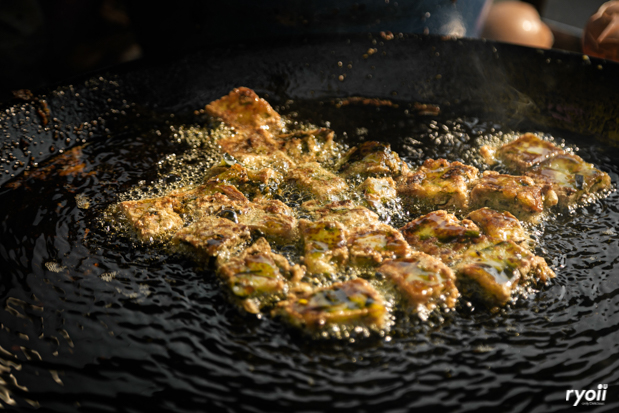 ร้านอาตี๋กุยช่าย, ร้าน ขนมกุยช่าย นายฮี้, กุยช่ายมิสหมวย, กุยช่ายสะพานหัน, ปากร้ายกุ้ยช่ายทอดตอกไข่, ขนมกุยช่ายนายพี, กุยช่ายคุณย่าวิไล, กระเพาะปลาเจ๊เอ็ง, กุยช่ายอาแปะเจ้าเก่า, อาเฟงลี่, ขนมกุ๋ยช่ายเจ๊ต้อย, กุ้ยช่ายคุณแม่, กุยช่ายเจ๊มล, กุยช่ายคุณแอ๋ววังหลัง, ท้องย้อยกุยช่าย, กุยช่ายเจ๊หมวย, เพลินเพลิน กุยช่ายทอดกรอบ