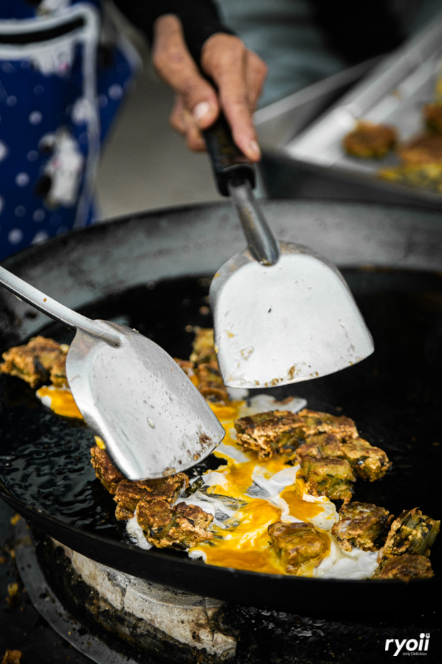 ร้านอาตี๋กุยช่าย, ร้าน ขนมกุยช่าย นายฮี้, กุยช่ายมิสหมวย, กุยช่ายสะพานหัน, ปากร้ายกุ้ยช่ายทอดตอกไข่, ขนมกุยช่ายนายพี, กุยช่ายคุณย่าวิไล, กระเพาะปลาเจ๊เอ็ง, กุยช่ายอาแปะเจ้าเก่า, อาเฟงลี่, ขนมกุ๋ยช่ายเจ๊ต้อย, กุ้ยช่ายคุณแม่, กุยช่ายเจ๊มล, กุยช่ายคุณแอ๋ววังหลัง, ท้องย้อยกุยช่าย, กุยช่ายเจ๊หมวย, เพลินเพลิน กุยช่ายทอดกรอบ