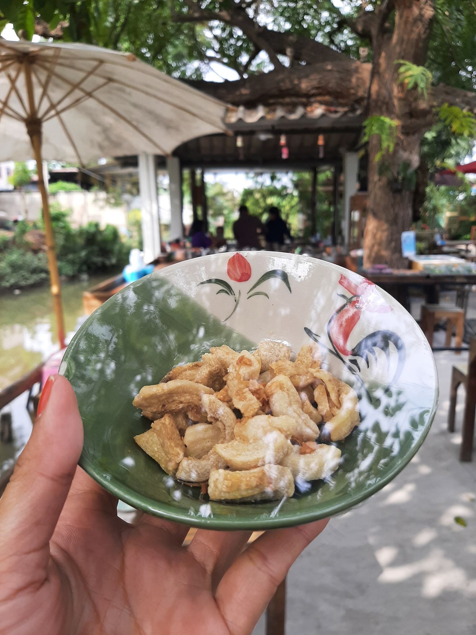 ก๋วยเตี๋ยวเรือในคลอง อยุธยา, กรุงเก่า"เตี๋ยวเรือ", ร้านก๋วยเตี๋ยวเรือโอ่งบนแพริมแม่น้ำน้อย, ก๋วยเตี๋ยวเรือกิมหลวน อยุธยา, ก๋วยเตี๋ยวเรือ ตาลเดี่ยว'เตี๋ยวเรือ, ก๋วยเตี๊ยวลุงแจ๊ะ (บัวหวาน), ร้านก๋วยเตี๋ยวตาไห (คลองท่อ), ก๋วยเตี๋ยวเรือแม่วันดี อยุธยา