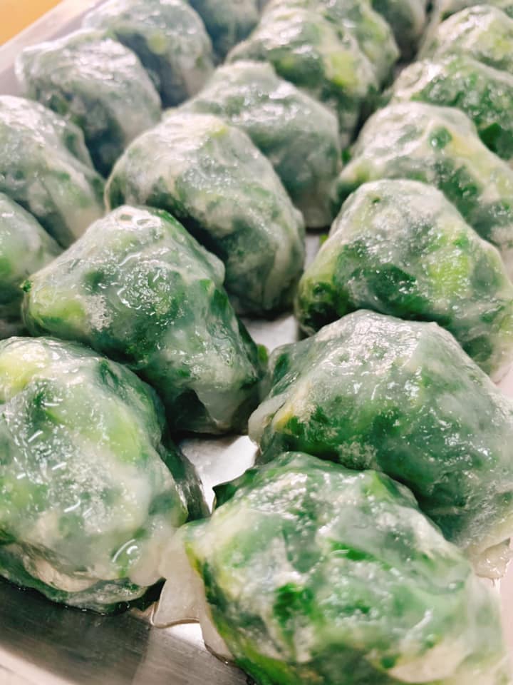 ร้านอาตี๋กุยช่าย, ร้าน ขนมกุยช่าย นายฮี้, กุยช่ายมิสหมวย, กุยช่ายสะพานหัน, ปากร้ายกุ้ยช่ายทอดตอกไข่, ขนมกุยช่ายนายพี, กุยช่ายคุณย่าวิไล, กระเพาะปลาเจ๊เอ็ง, กุยช่ายอาแปะเจ้าเก่า, อาเฟงลี่, ขนมกุ๋ยช่ายเจ๊ต้อย, กุ้ยช่ายคุณแม่, กุยช่ายเจ๊มล, กุยช่ายคุณแอ๋ววังหลัง, ท้องย้อยกุยช่าย, กุยช่ายเจ๊หมวย, เพลินเพลิน กุยช่ายทอดกรอบ