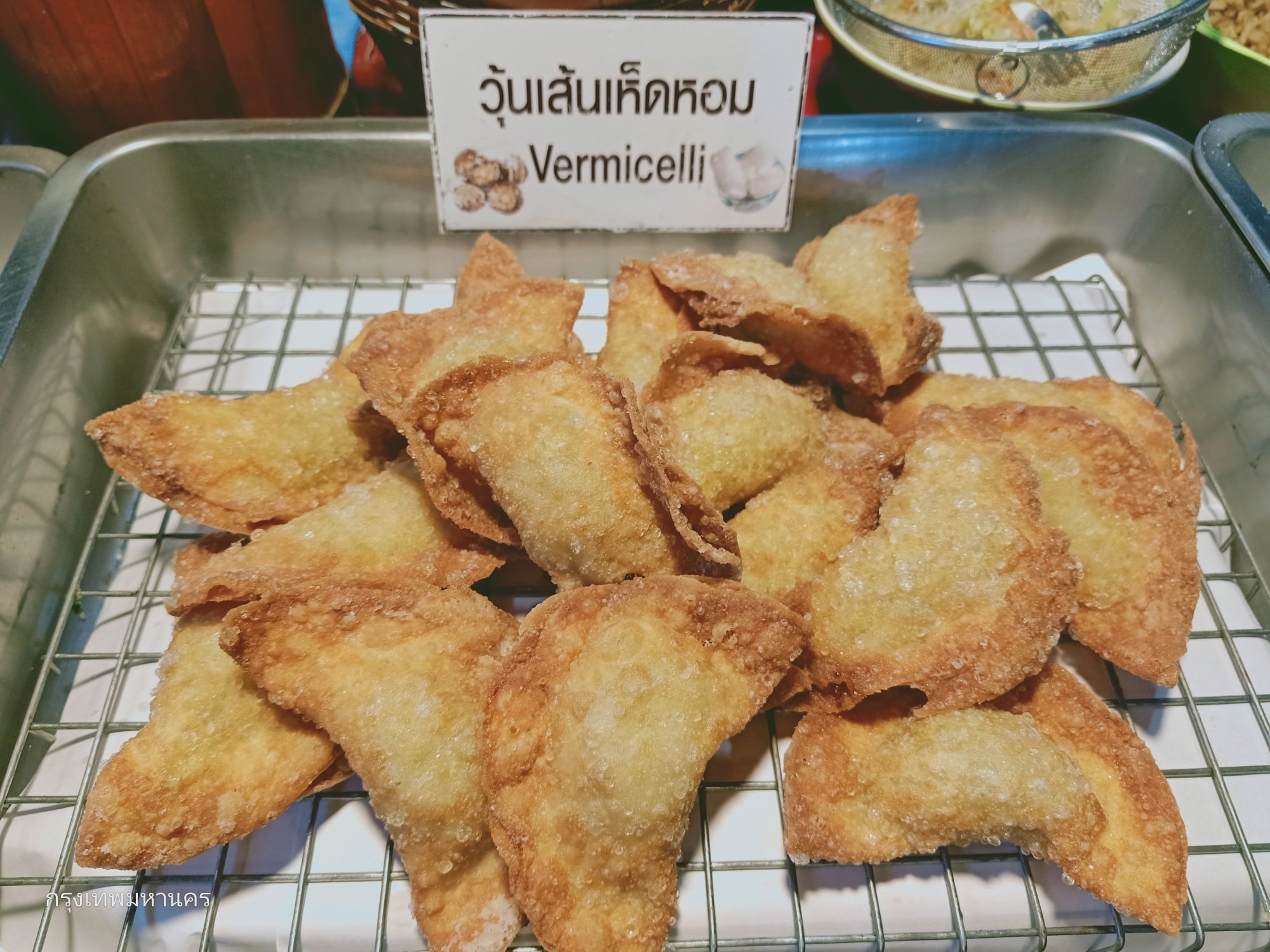 ร้านอาตี๋กุยช่าย, ร้าน ขนมกุยช่าย นายฮี้, กุยช่ายมิสหมวย, กุยช่ายสะพานหัน, ปากร้ายกุ้ยช่ายทอดตอกไข่, ขนมกุยช่ายนายพี, กุยช่ายคุณย่าวิไล, กระเพาะปลาเจ๊เอ็ง, กุยช่ายอาแปะเจ้าเก่า, อาเฟงลี่, ขนมกุ๋ยช่ายเจ๊ต้อย, กุ้ยช่ายคุณแม่, กุยช่ายเจ๊มล, กุยช่ายคุณแอ๋ววังหลัง, ท้องย้อยกุยช่าย, กุยช่ายเจ๊หมวย, เพลินเพลิน กุยช่ายทอดกรอบ