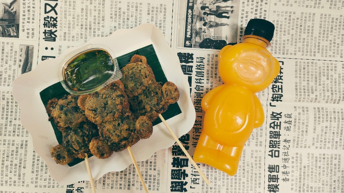 ร้านอาตี๋กุยช่าย, ร้าน ขนมกุยช่าย นายฮี้, กุยช่ายมิสหมวย, กุยช่ายสะพานหัน, ปากร้ายกุ้ยช่ายทอดตอกไข่, ขนมกุยช่ายนายพี, กุยช่ายคุณย่าวิไล, กระเพาะปลาเจ๊เอ็ง, กุยช่ายอาแปะเจ้าเก่า, อาเฟงลี่, ขนมกุ๋ยช่ายเจ๊ต้อย, กุ้ยช่ายคุณแม่, กุยช่ายเจ๊มล, กุยช่ายคุณแอ๋ววังหลัง, ท้องย้อยกุยช่าย, กุยช่ายเจ๊หมวย, เพลินเพลิน กุยช่ายทอดกรอบ