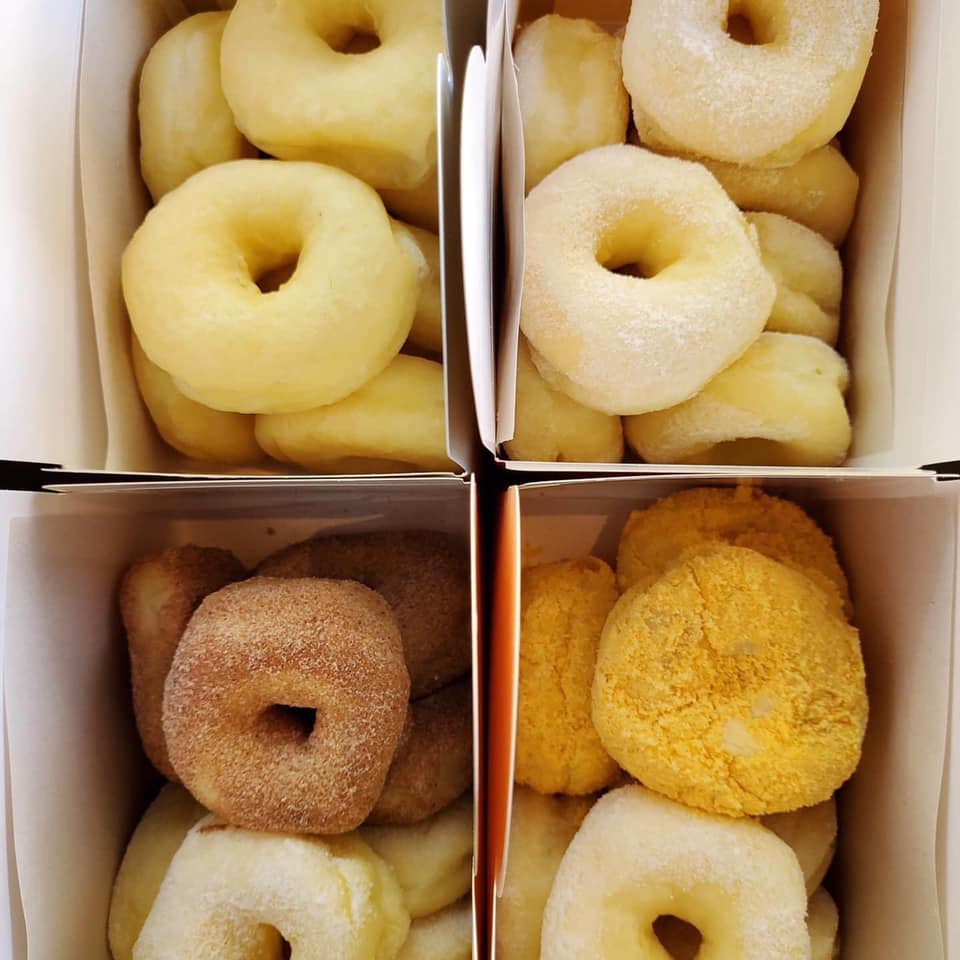 Anya Authentic Thai Cuisine, Kinu, สาขาเสาชิงช้า, ภูธรบาร์, ครัวอัปษร, สาขาถนนดินสอ, ขนมกุ๋ยช่ายเจ๊ต้อย, ตาชัยก๋วยเตี๋ยวสุโขทัย, โกปี๊เฮี้ยะไถ่กี่ ณ เสาชิงช้า, ไทยทำ เกาเหลาสมองหมู, จิต เตาถ่าน, ศิริพรโภชนา, มนต์ นมสด, เจ๊นี เผือกหิมะ, ลูกชิ้นหมูแพร่งนรา, นายอ้วนเย็นตาโฟเสาชิงช้า, สุขนิยม ขนมครกสิงคโปร์, ทิพย์สมัย ผัดไทยประตูผี, เช็งซิมอี๊ , สาขาเสาชิงช้า, Bite and Bond, ร้านติ่นฟง Tinn Feng, บรรพชน Bun Bar Chon, นมโจ เสาชิงช้า, ข้าวหมูแดงนายชุน