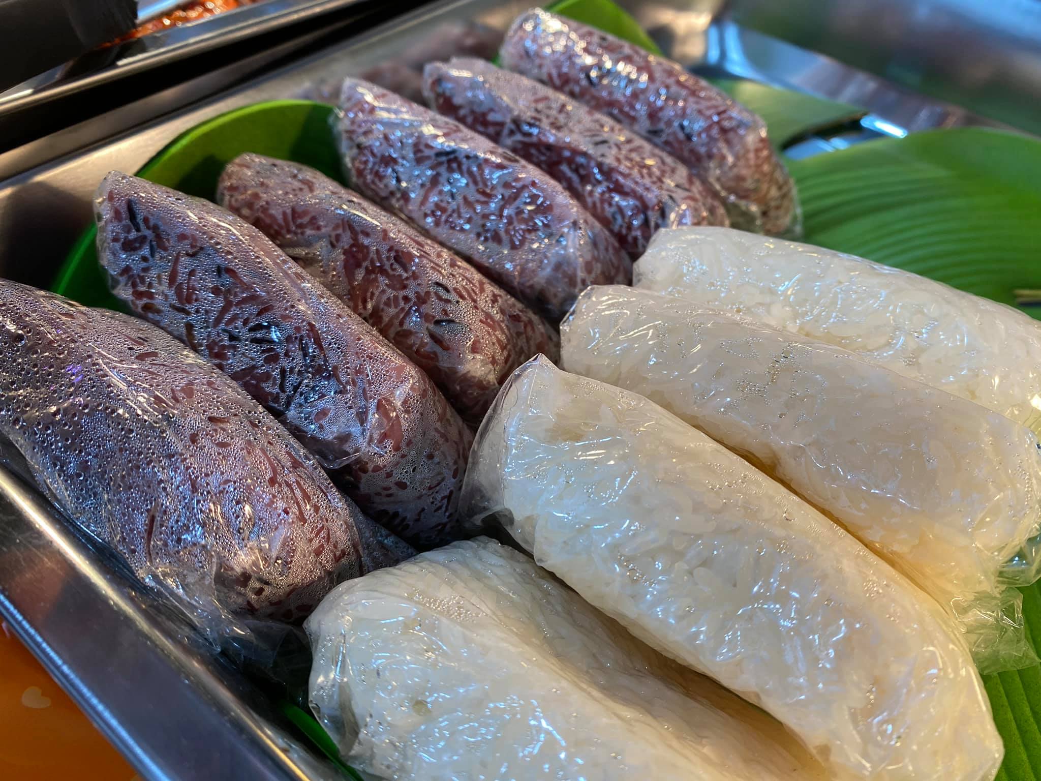 แชมป์ข้าวหมูทอด, สาขาพัทยา, หมูทอด BunBun, หมูทอด โพธิ์งาม - Rare Item, เหนียวหมู DRIVE THRU by i-Dle, ติดลม หมูทอดปลาร้า Delivery, หมูทอดเบรกแตก, หมูทอดจับกัง, หมูทอดราชวัตร, กินกันหมูทอด, หมูทอดติดฟัน, หมูหม้อเทพ, หมูทอดชาววัง, หมูทอดเจ๊จง, เฮงจัง หมูกระเทียม, Zaabmootod, ซุปเปอร์หมูทอด, แม่น้อยหมูทอด