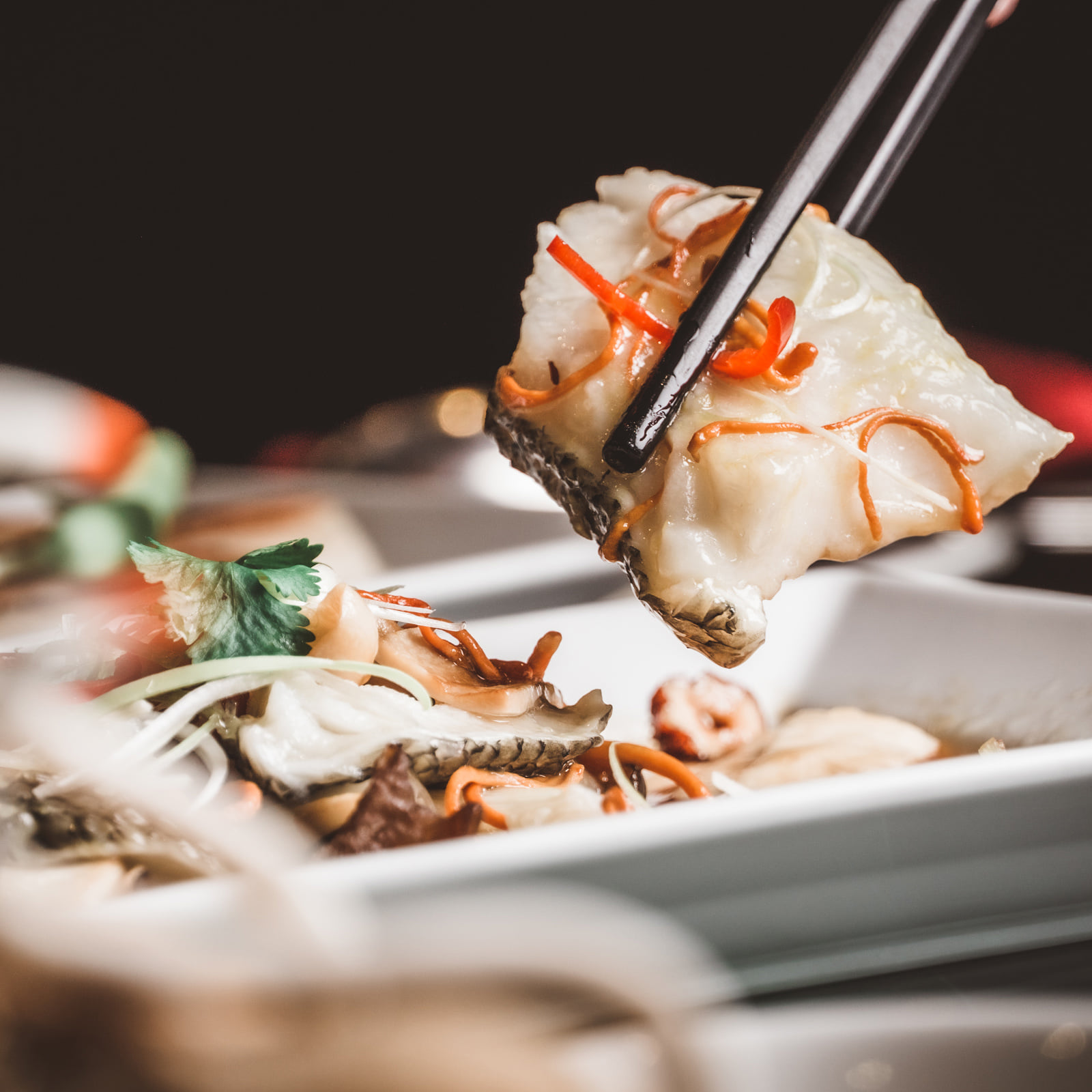 Bai Yun Chinese Restaurant, Banyan Tree Bangkok, เดอะมัลเบอร์รี ไชนีส คูซีน, The Berkeley Hotel Pratunam, ภัตตาคารจีนอีสต์โอเชี่ยน, SC Park Hotel, Fei Ya, ห้องอาหารจีน หลิว, Conrad Bangkok, LIN-FA Chinese Restaurant